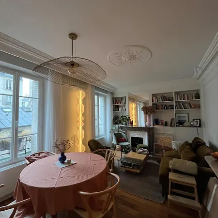 Apartment Montmartre Architect-designed Paris