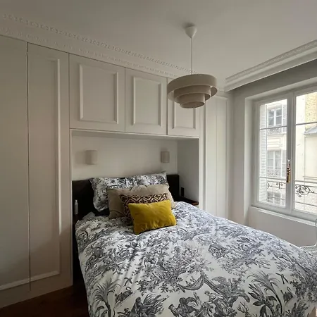 Montmartre Architect-designed
