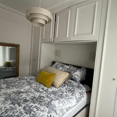 Montmartre Architect-designed